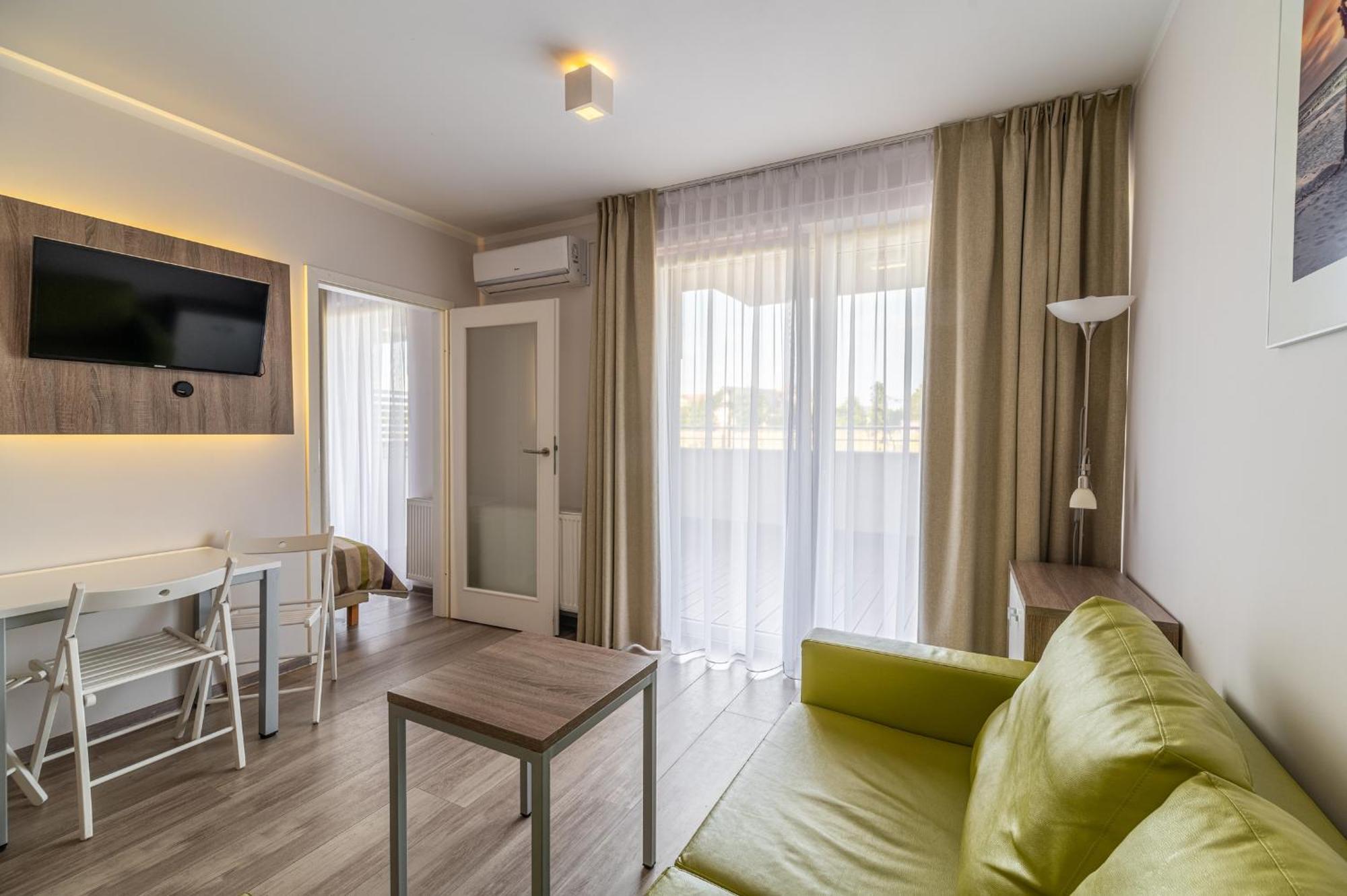 Apartamenty Sun Seasons 24 - Klifowe Ниешорце Екстериор снимка