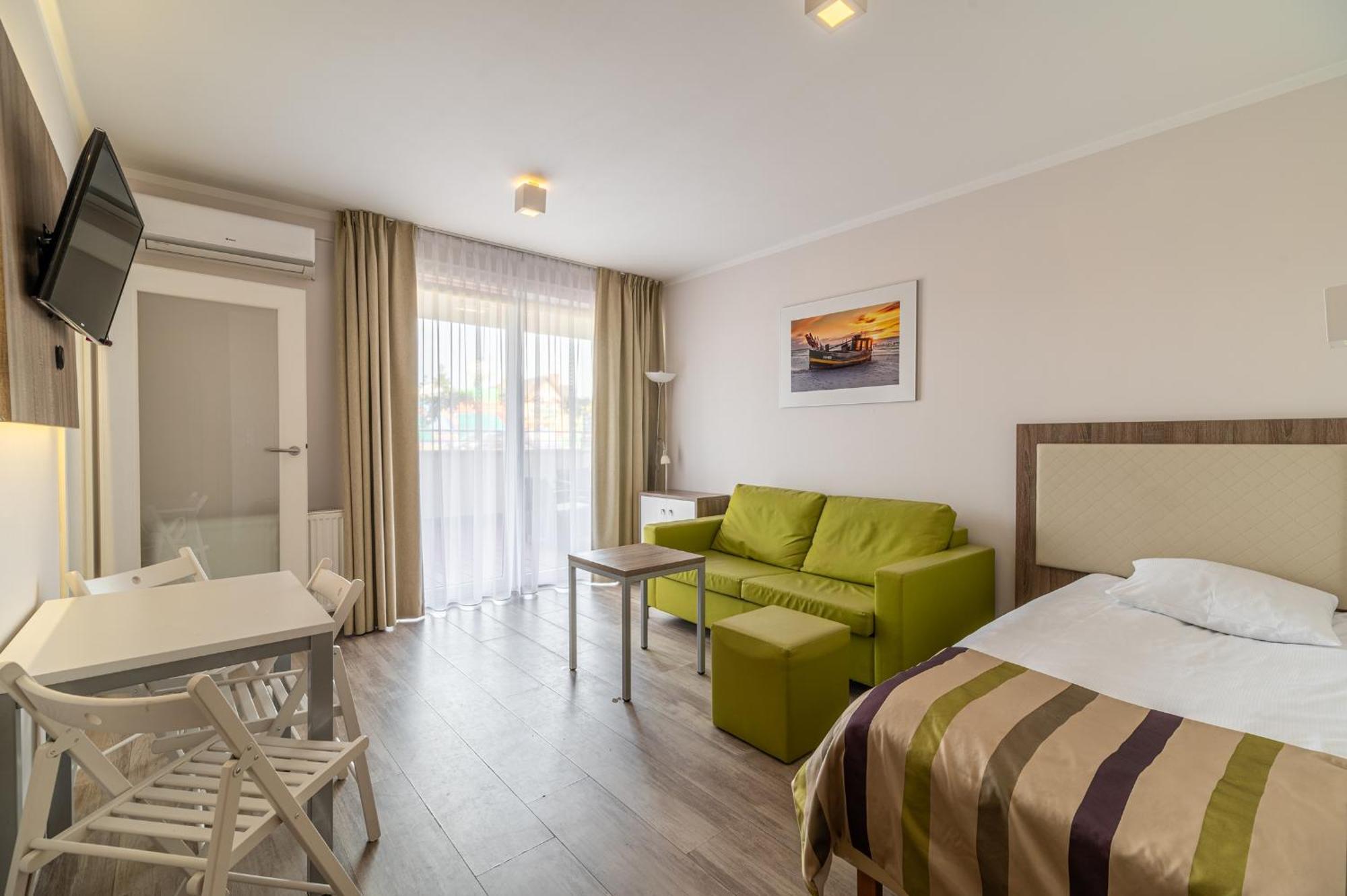 Apartamenty Sun Seasons 24 - Klifowe Ниешорце Екстериор снимка